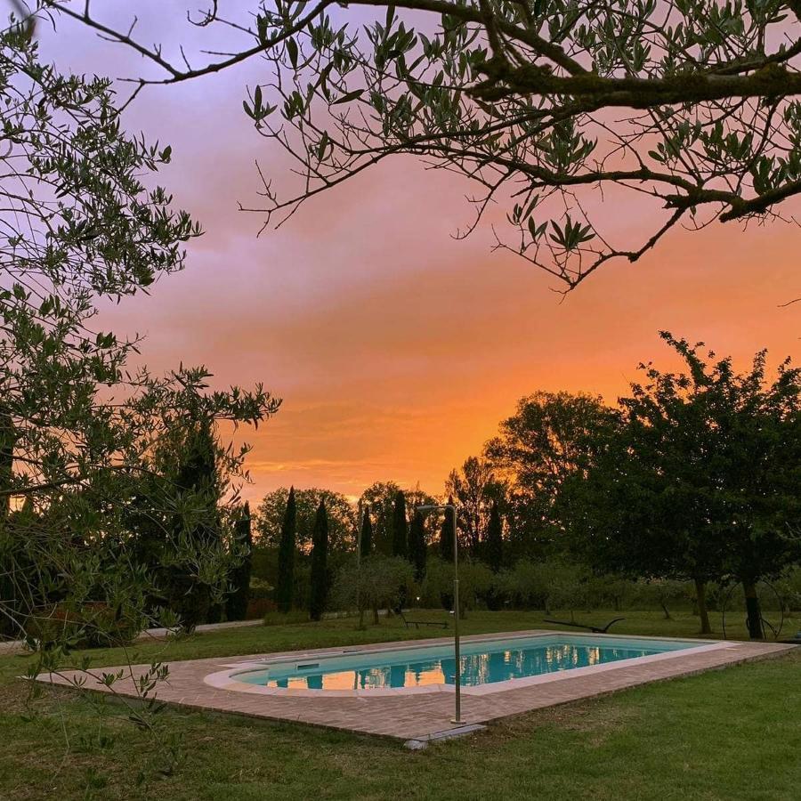 Casa Sorgente Bed & Breakfast San Costanzo Luaran gambar