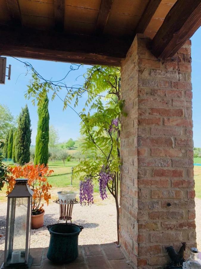 Casa Sorgente Bed & Breakfast San Costanzo Luaran gambar